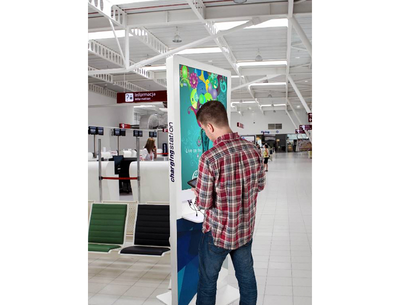 Videoscreen Charging Station